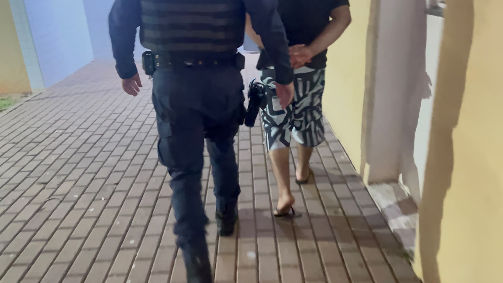Guarda prende homem por desacato em Cascavel no Bairro Floresta