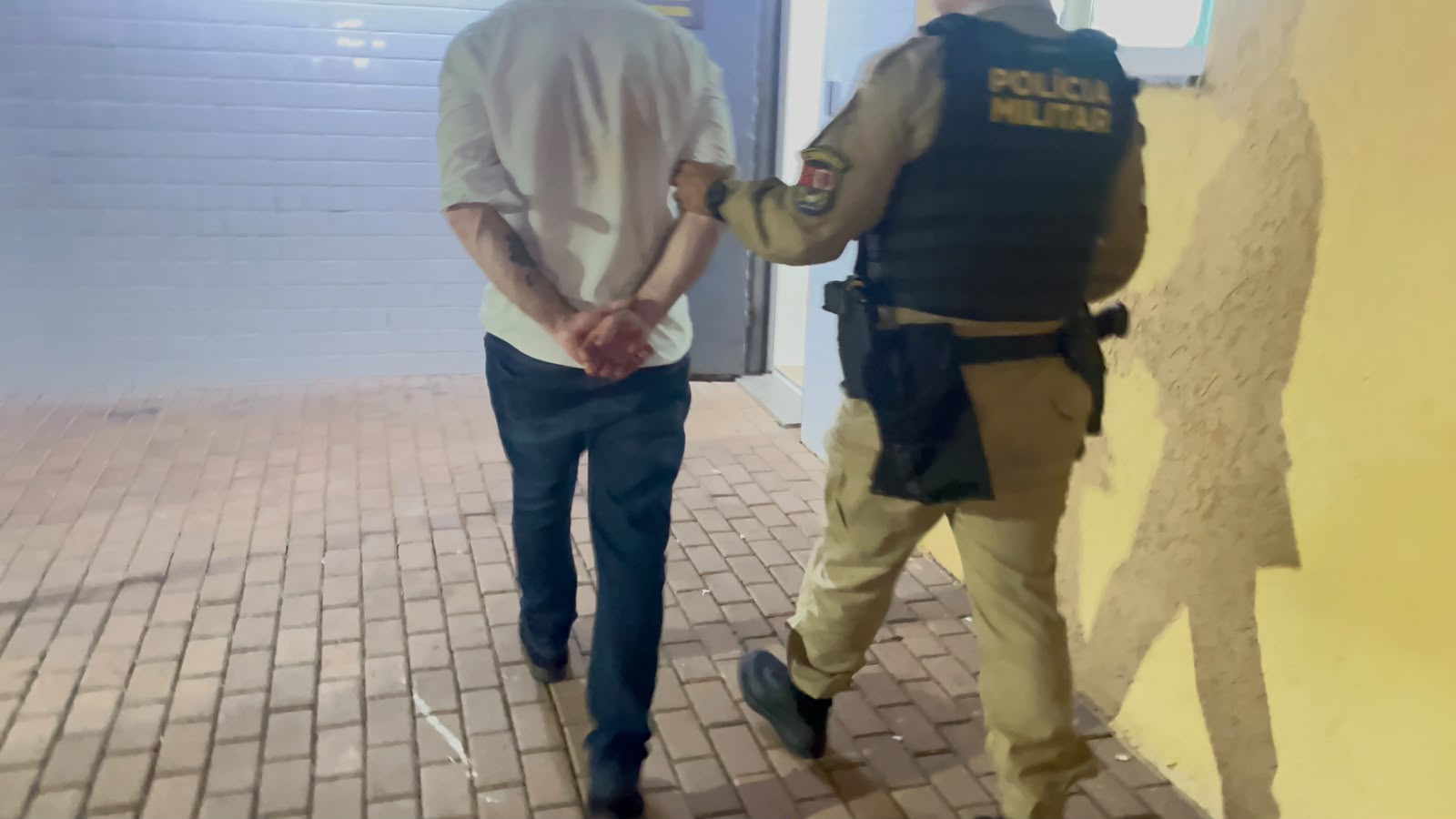 Polícia Militar em Cascavel é acionada após pai agredir a própria filha em confraternização