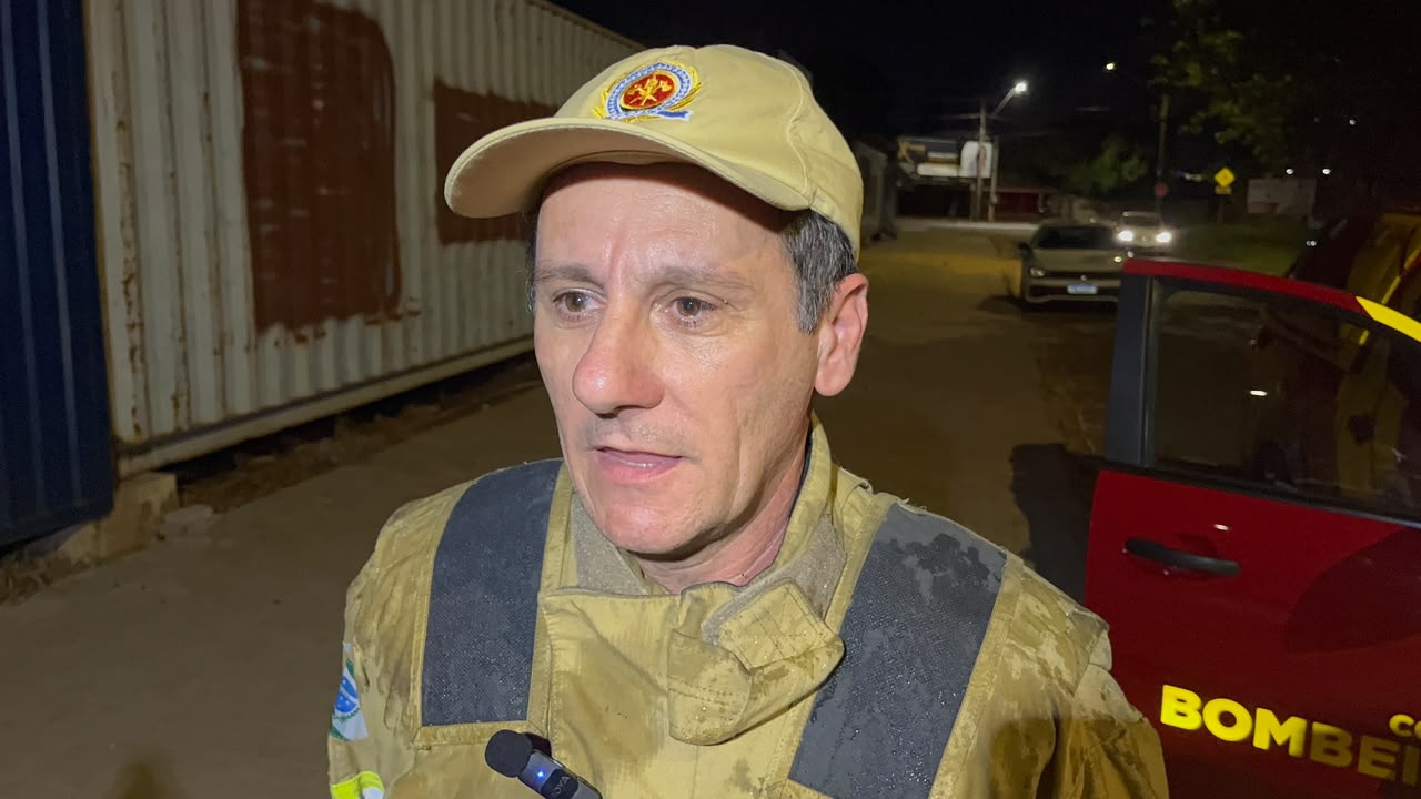 Bombeiro detalha combate de incêndio em apartamento no Esmeralda