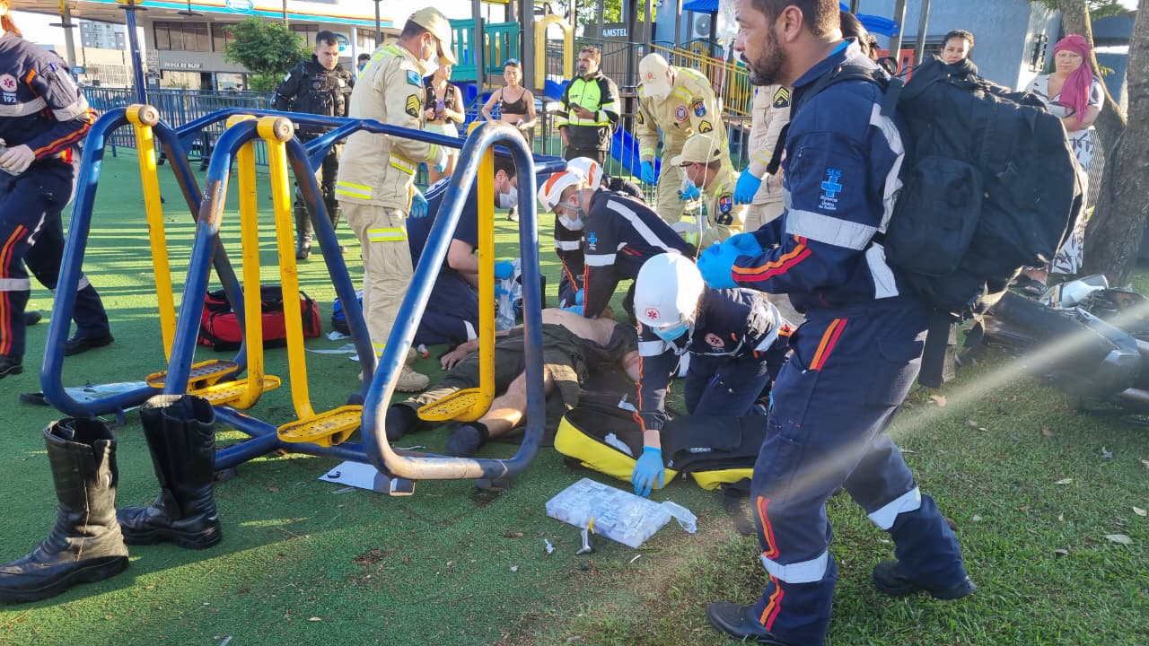 Agente da Guarda Municipal morre após colisão entre motocicletas na Avenida Tancredo Neves