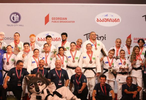 Brasil conquista bronze nos mundiais paralímpicos de judô e triatlo