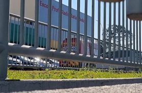 Merendeira sofre acidente com panela de pressão em escola municipal Merendeira sofre acidente com panela de pressão em escola municipal