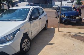 Acidente entre Corolla e Argo deixa homem ferido em Cascavel