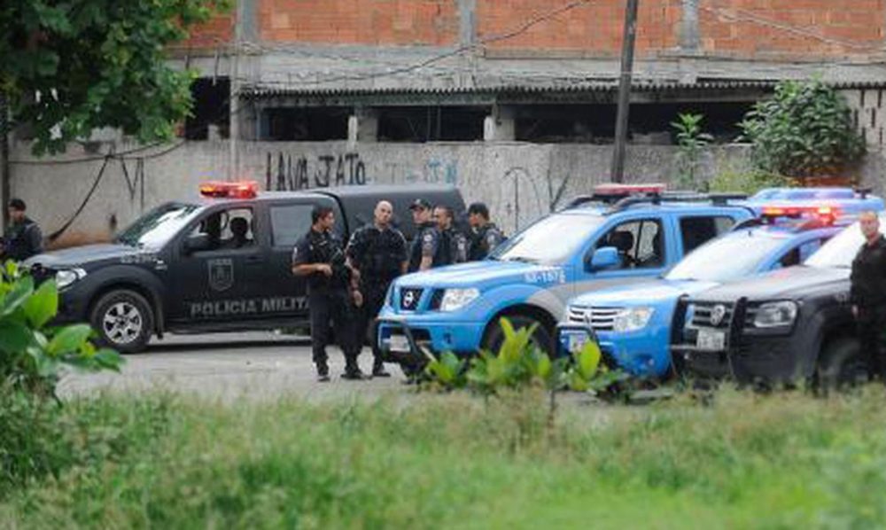 Rio: operação policial na Maré deixa um morto e 10 feridos Imagem referente a Rio: operação policial na Maré deixa um morto e 10 feridos