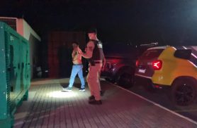 Polícia Militar prende homem enquadrado na Lei Maria da Penha no Bairro Barcelona em Cascavel