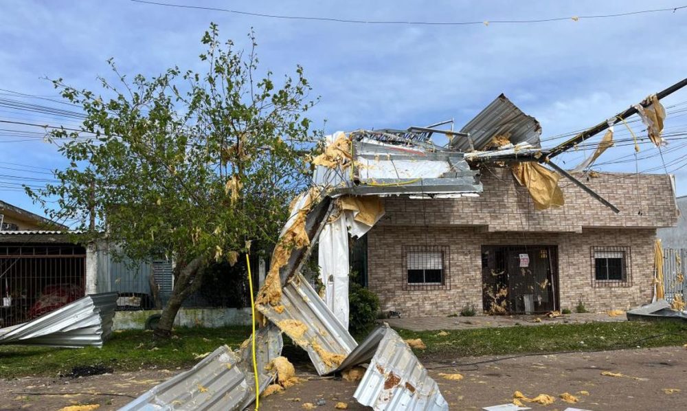Imagem referente a Temporais em Santa Catarina e Rio Grande do Sul afetam 4,8 mil casas