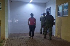 Mulher é detida com cigarros eletrônicos com substâncias alucinógenas em Santa Tereza do Oeste Mulher é detida com cigarros eletrônicos com substâncias alucinógenas em Santa Tereza do Oeste