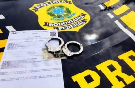 PRF prende quatro passageiros e apreende munições na BR-116 em Campina Grande do Sul