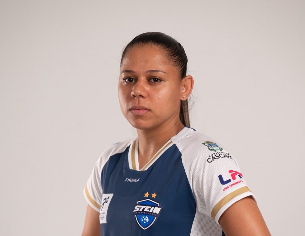 Imagem referente a Da brincadeira na rua ao Stein: Vanessinha constrói trajetória marcada por títulos no futsal