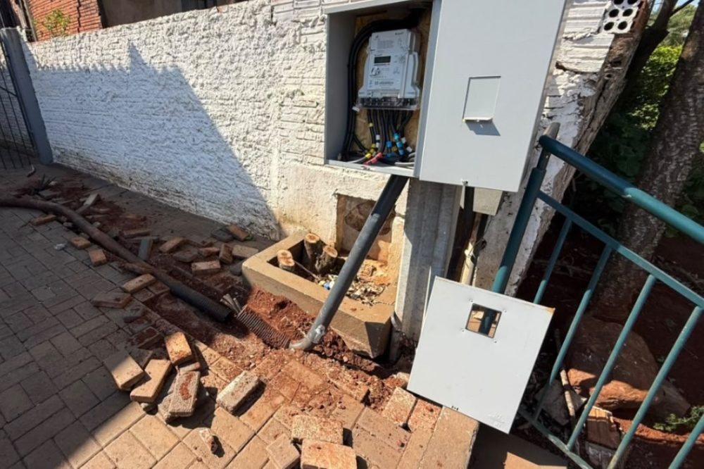 Imagem referente a Casa de Cultura Zona Norte suspende aulas após furto de fios em Cascavel