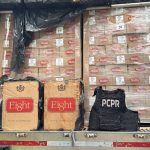 Imagem relativa a PCPR apreende caminhão carregado com cigarros contrabandeados em Campo Mourão