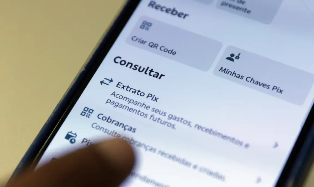 Número de transações com Pix caem 10% após proibição de bets Imagem referente a Número de transações com Pix caem 10% após proibição de bets
