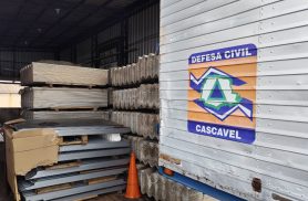 Defesa Civil inicia operação para distribuição de telhas às famílias afetadas pelo temporal Defesa Civil inicia operação para distribuição de telhas às famílias afetadas pelo temporal