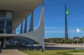 Frente de prefeitos apresenta carta com propostas aos presidenciáveis