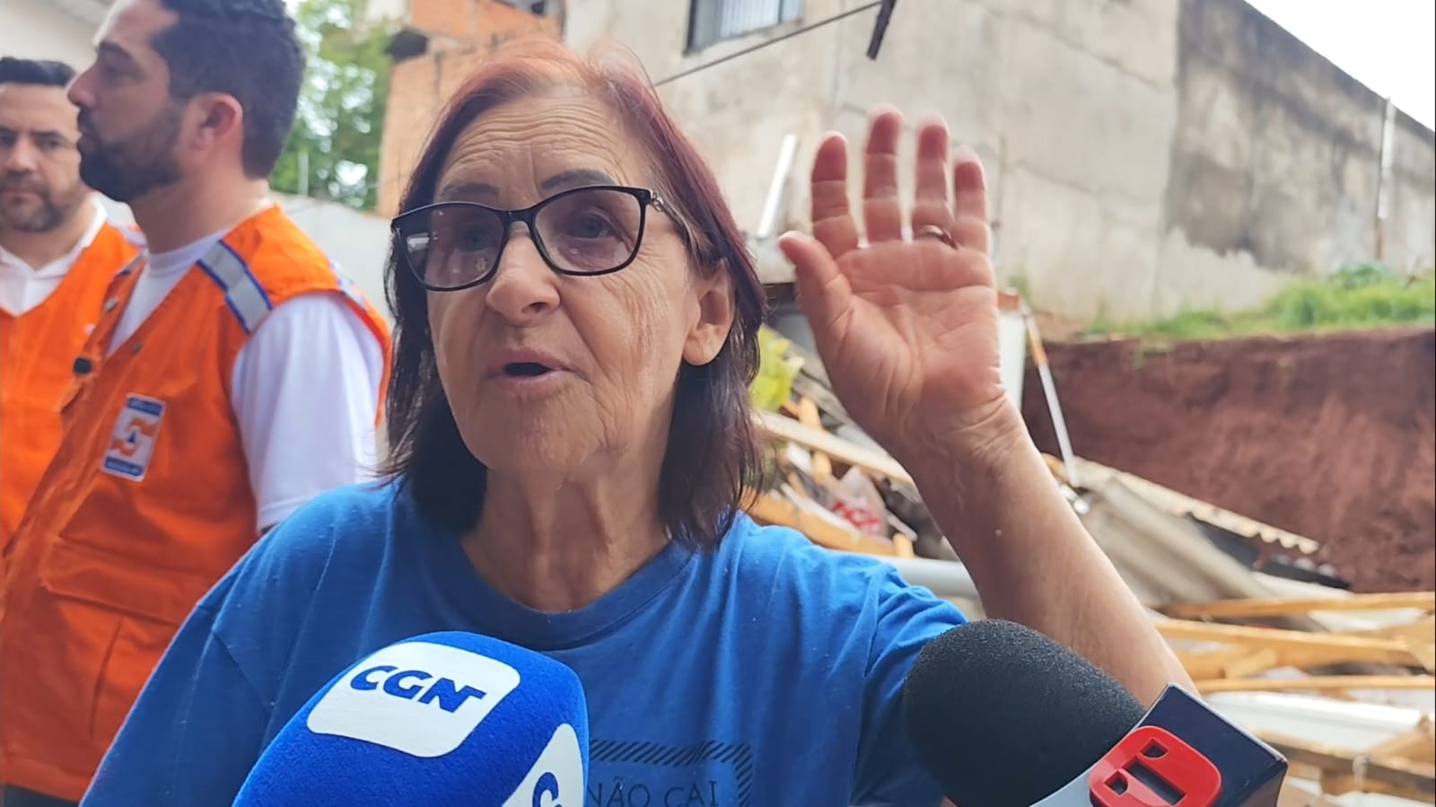 Noite de medo e destruição: Temporal deixa moradora com grande prejuízo