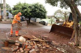 Secretaria de Meio Ambiente auxilia famílias atingidas pelo temporal em Cascavel
