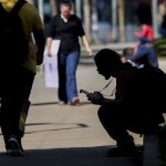 Imagem relativa a Percentual de jovens nem-nem no Brasil cai para 22,4%, mostra estudo