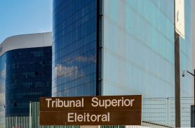 TSE forma maioria para manter retirada de posts sobre Nossa Senhora