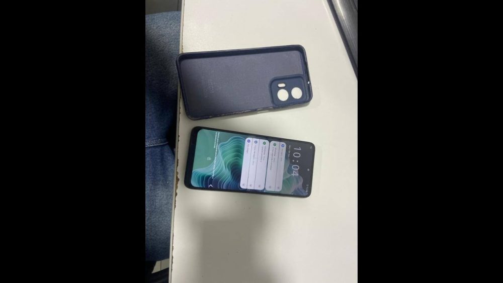 Imagem referente a Foi achado celular da marca Motorola no bairro Pioneiros Catarinenses