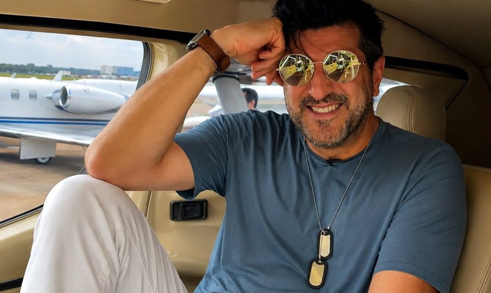 Morre o piloto e youtuber Lito Sousa, aos 59 anos Imagem referente a Morre o piloto e youtuber Lito Sousa, aos 59 anos
