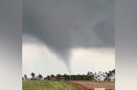 Suposto tornado assusta moradores no interior de Ivaiporã
