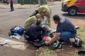 Motociclista tem fratura na perna após colisão com carro no Bairro Claudete