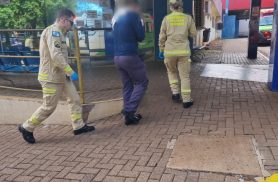 Trabalhador é encaminhado ao HU após acidente em condomínio na Avenida Tito Muffato