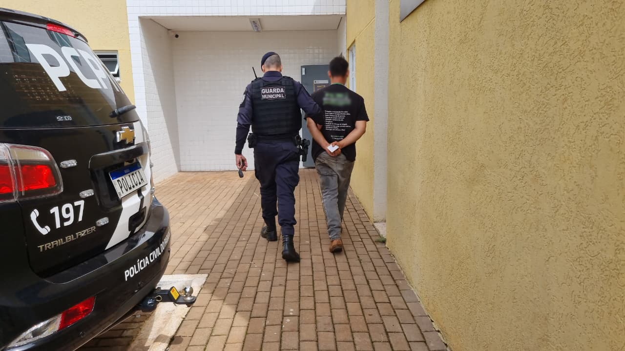 Patrão dá golpe de facão em funcionário após discussão em Cascavel