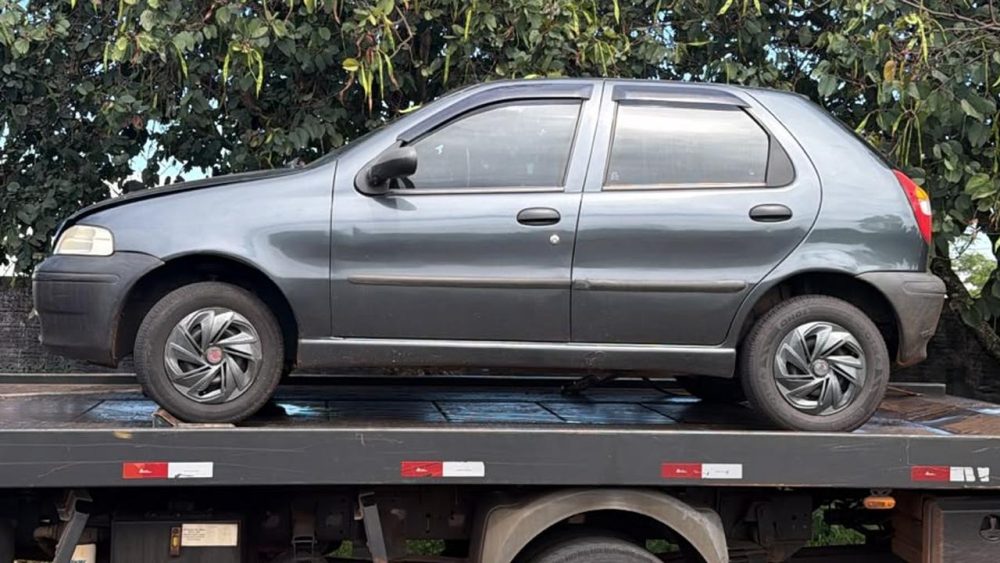 Imagem referente a Veículo com alerta de furto é encontrado abandonado no Bairro Alto Alegre