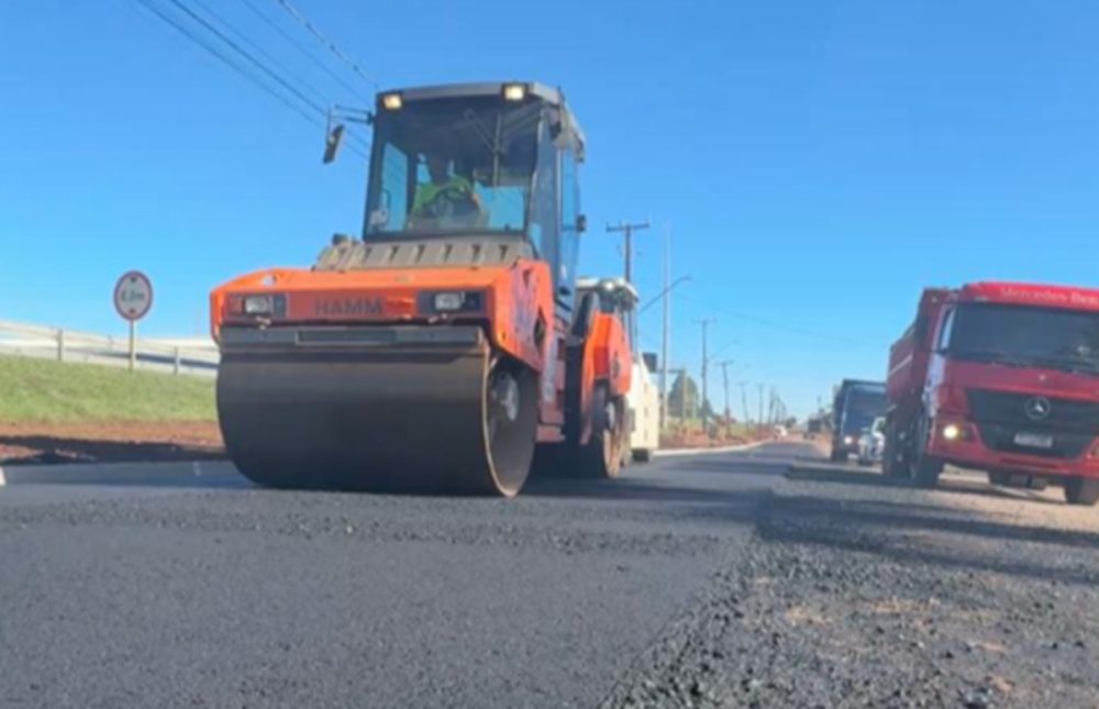 Com investimento de mais de R$ 14 milhões, Prefeitura contrata empresa recape asfáltico Imagem referente a Com investimento de mais de R$ 14 milhões, Prefeitura contrata empresa recape asfáltico