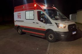 Homem detido por tentativa de agressão com facão surta em cela da Delegacia de Cascavel