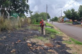 Incêndio em Cascavel mobiliza Bombeiros no Bairro Santa Cruz