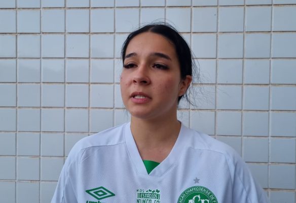 “Me chamaram de puta, vagabunda e vadia”: confusão interrompe jogo de futebol americano em Cascavel