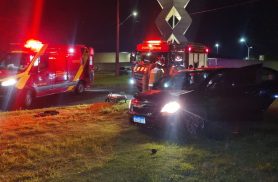 Colisão entre Vectra e Cobalt deixa quatro pessoas feridas no bairro Esmeralda, em Cascavel