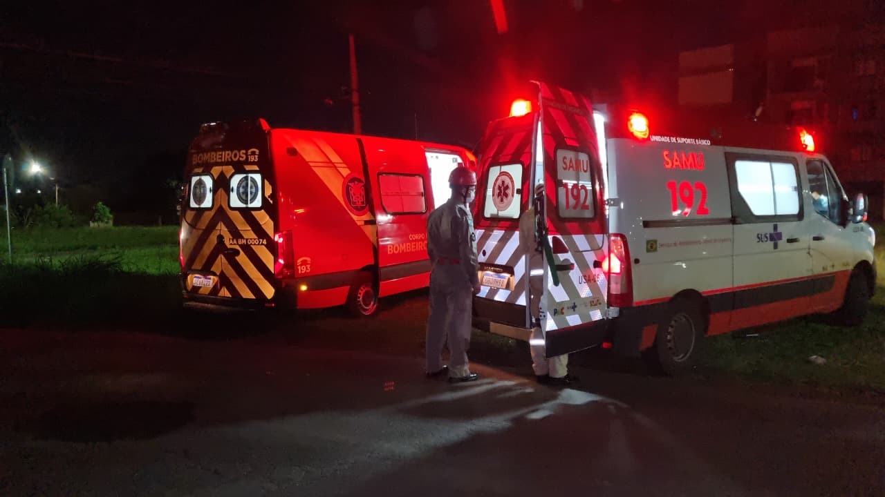 Motociclista fica ferido após cair para evitar colisão com carro em Cascavel