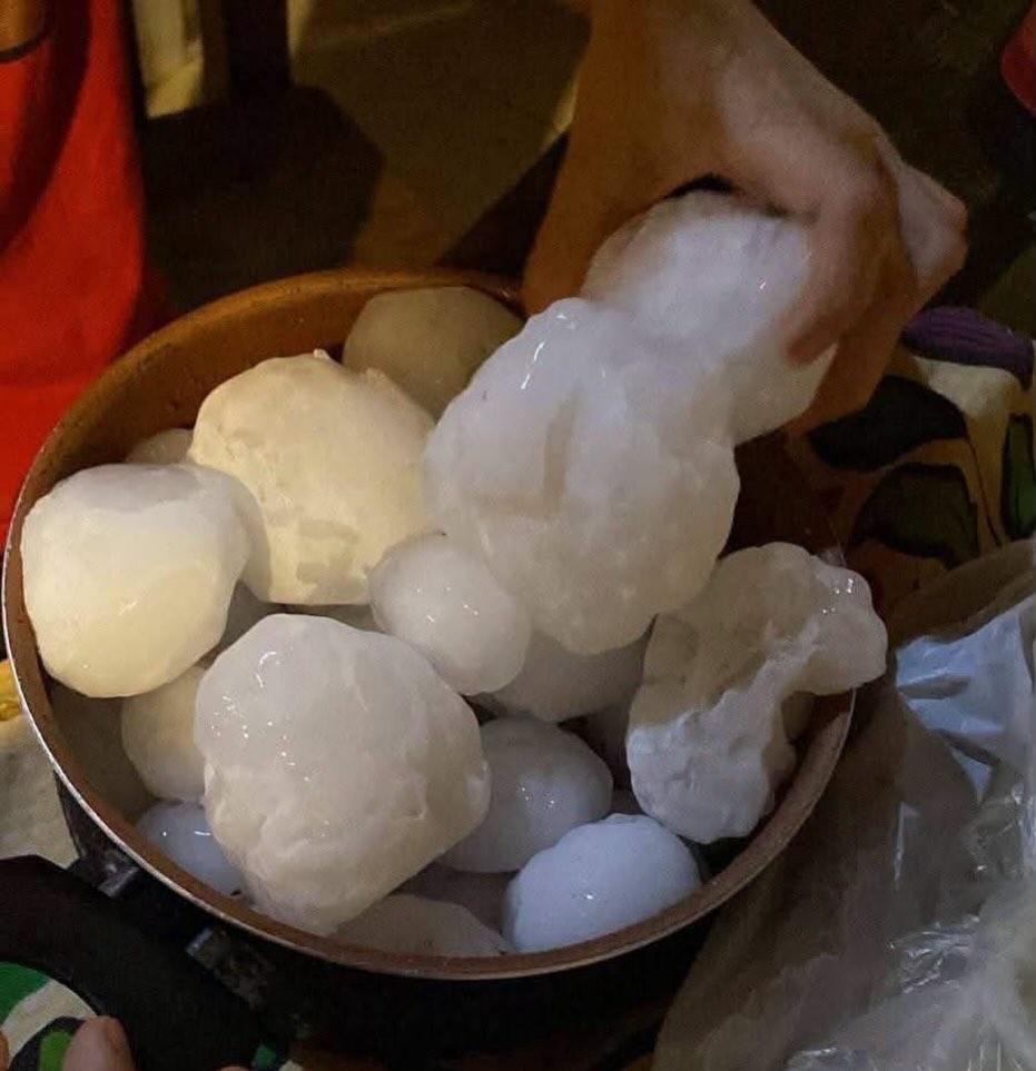 Imagem referente a Granizo gigante causa estragos em Assunção, no Paraguai