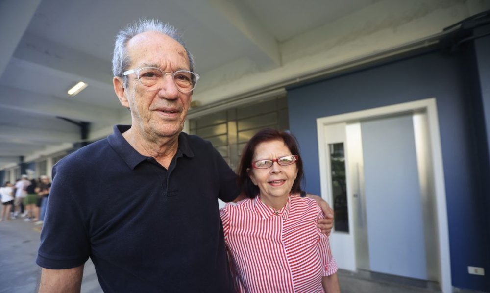 Maior local de votação de São Paulo tem filas longas Imagem referente a Maior local de votação de São Paulo tem filas longas