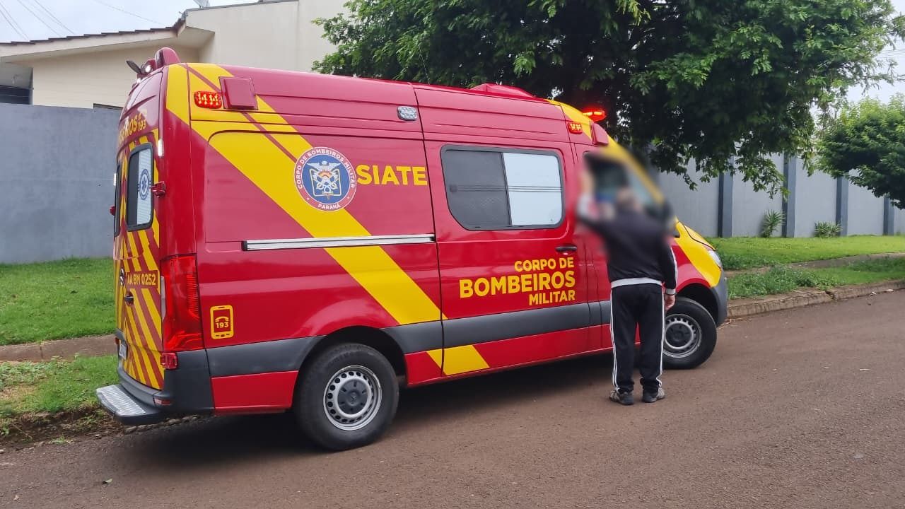 Mulher tem suspeita de fratura na coluna após acidente doméstico no Santa Cruz