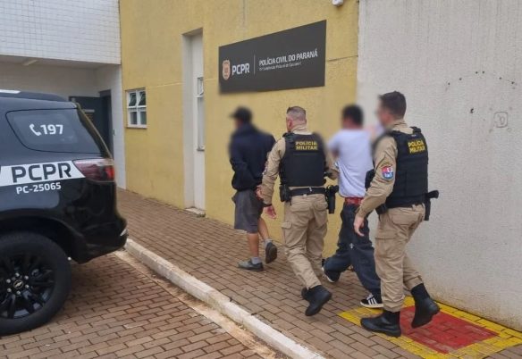 Após abordagem conturbada, suspeitos são encaminhados à Delegacia