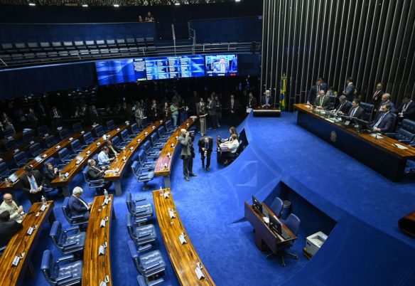 Veja quem são os novos senadores e como fica a composição do Senado
