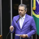 Imagem relativa a Ceará reelege Elmano governador no primeiro turno