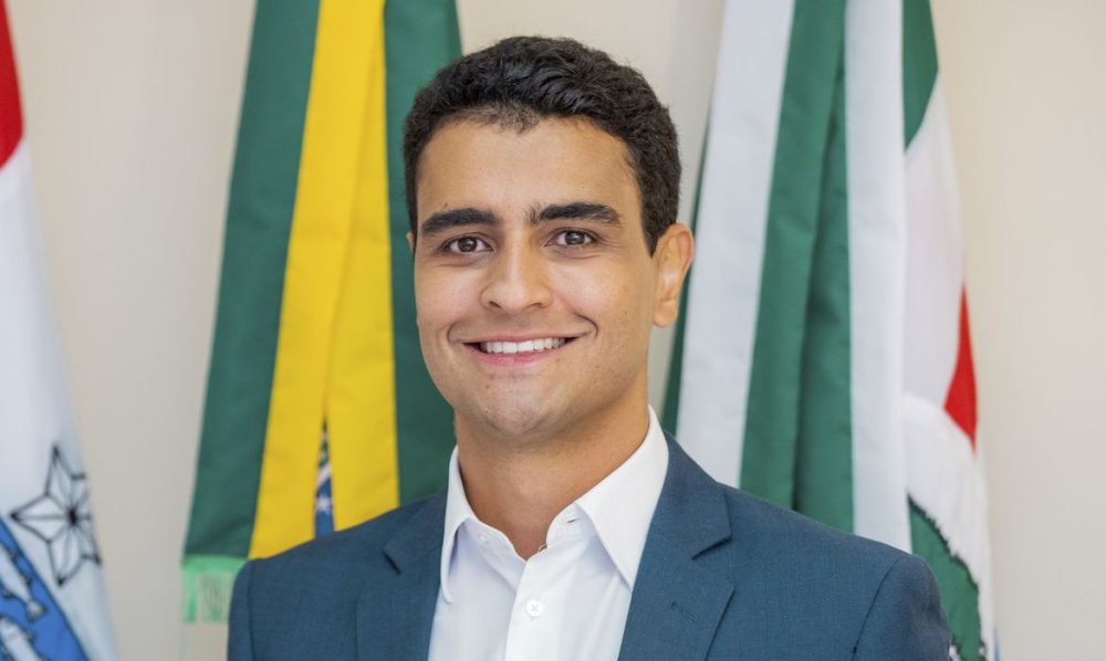 Imagem referente a Alagoas elege JHC governador no primeiro turno