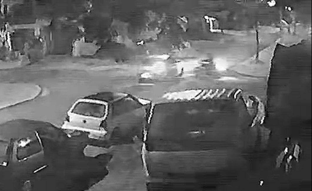 Vídeo mostra violenta colisão entre carro e moto no Santa Cruz