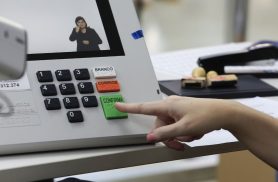 Eleitor que faltou ao primeiro turno pode votar no segundo