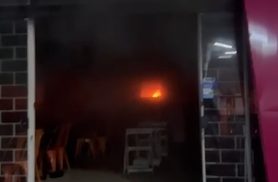 Incêndio em hamburgueria no Centro de Cascavel é registrado por vídeos de internautas