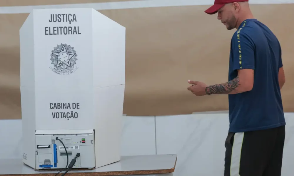Imagem referente a Eleições: abstenção cresce 21,6% e soma 33 milhões de brasileiros