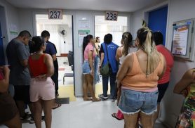 Governadores eleitos no primeiro turno têm entre 37 e 70 anos