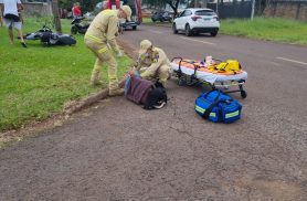 Três pessoas ficam feridas após colisão entre motos no Pioneiros Catarinenses
