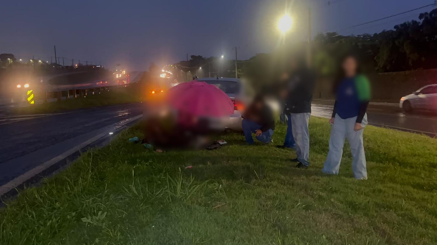 Socorristas são acionados para atender acidente de trânsito na Marginal BR-467 em Cascavel