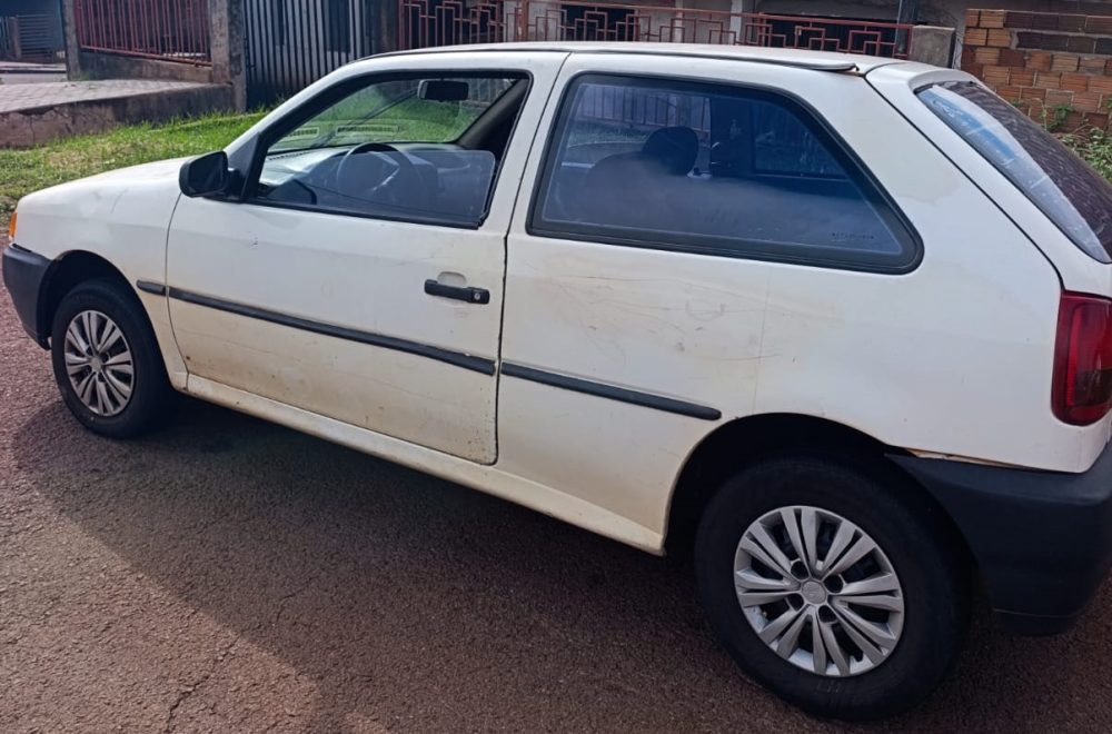 Veículo furtado é encontrado abandonado no Brasmadeira em Cascavel Imagem referente a Veículo furtado é encontrado abandonado no Brasmadeira em Cascavel